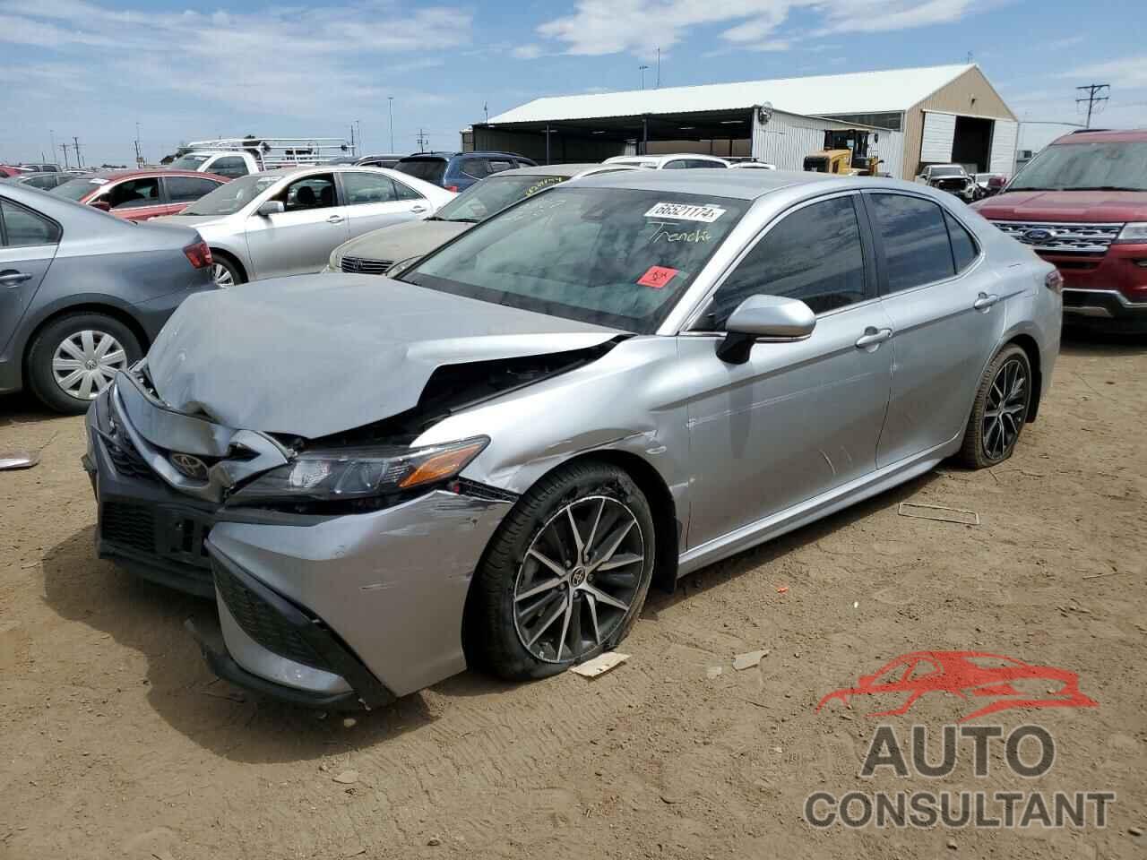 TOYOTA CAMRY 2022 - 4T1G11BK7NU064970