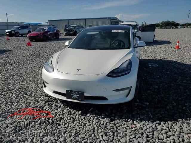 TESLA MODEL 3 2021 - 5YJ3E1EA8MF853775
