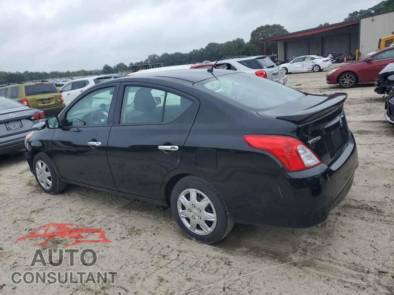 NISSAN VERSA 2019 - 3N1CN7AP3KL868585