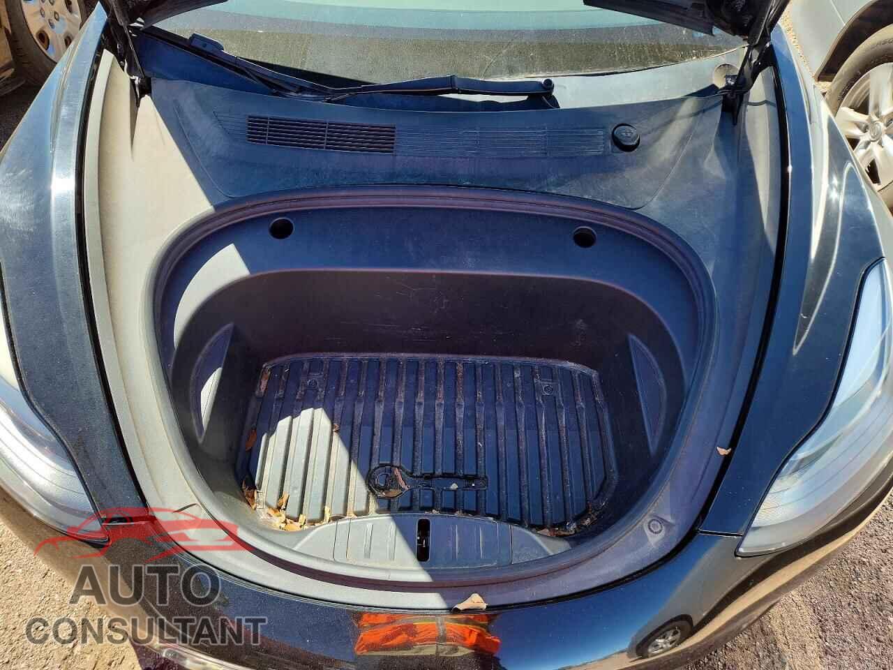 TESLA MODEL 3 2022 - 5YJ3E1EB6NF190426