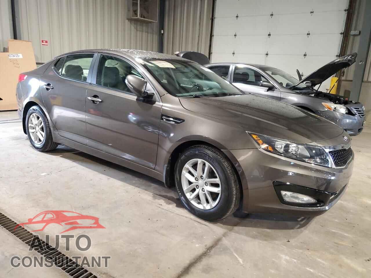 KIA OPTIMA 2013 - 5XXGM4A74DG242557