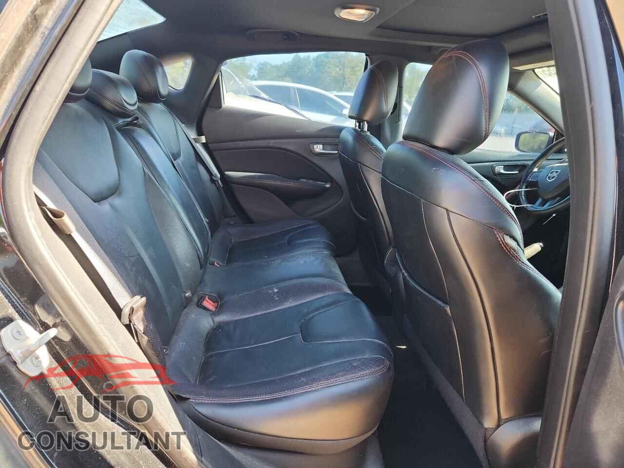 DODGE DART 2015 - 1C3CDFEB0FD200705