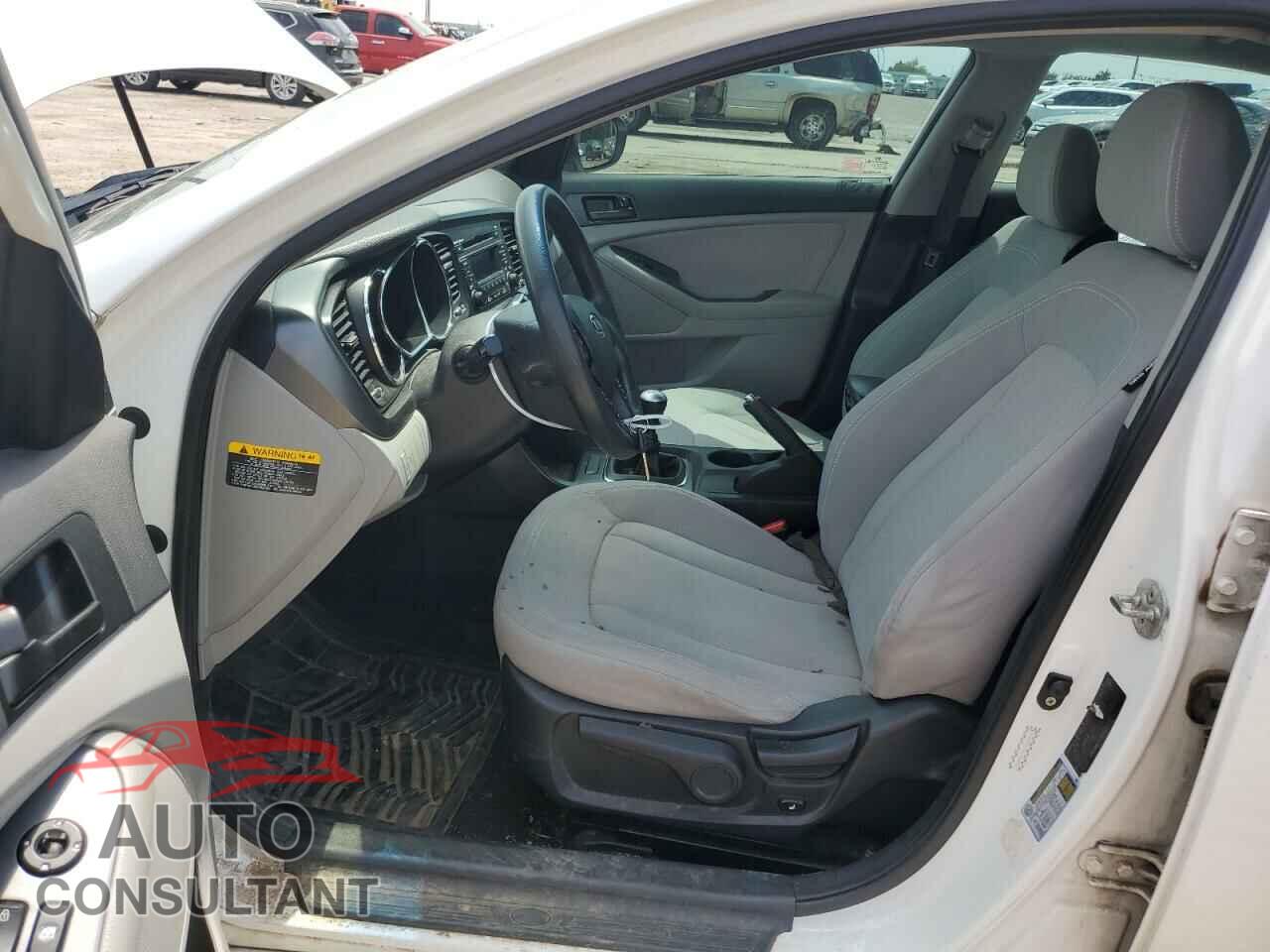 KIA OPTIMA 2011 - KNAGM4A7XB5056259