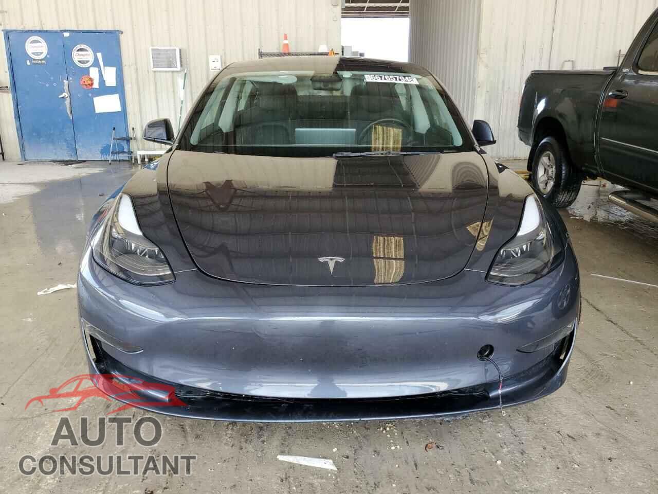 TESLA MODEL 3 2023 - 5YJ3E1EA2PF435927