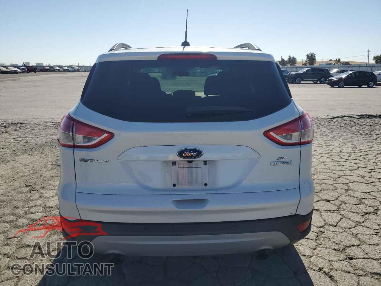 FORD ESCAPE 2016 - 1FMCU0GX1GUA68018