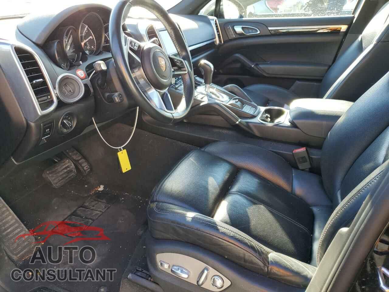 PORSCHE CAYENNE 2015 - WP1AF2A20FLA44813
