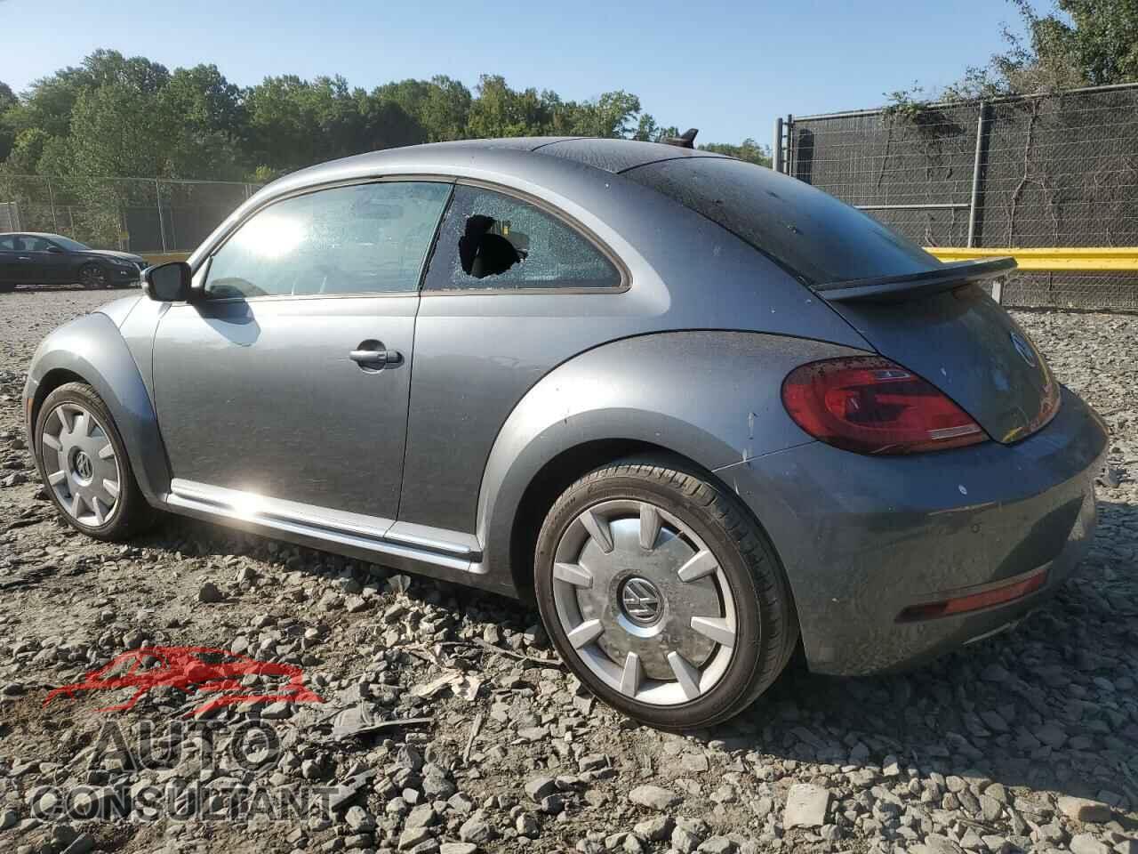 VOLKSWAGEN BEETLE 2017 - 3VWJ17AT0HM608402