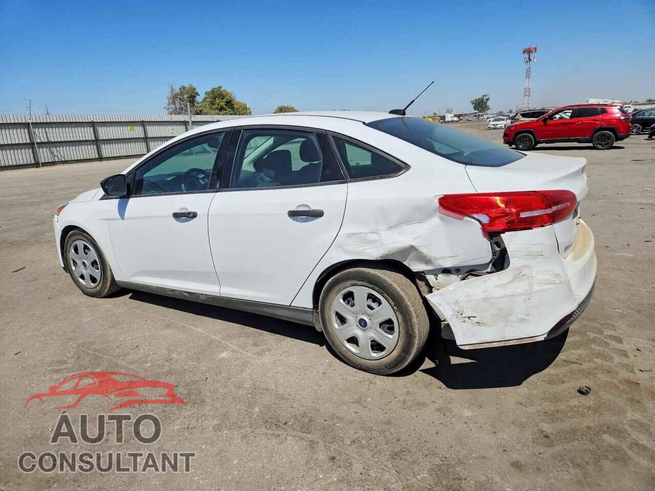 FORD FOCUS 2016 - 1FADP3E26GL216099