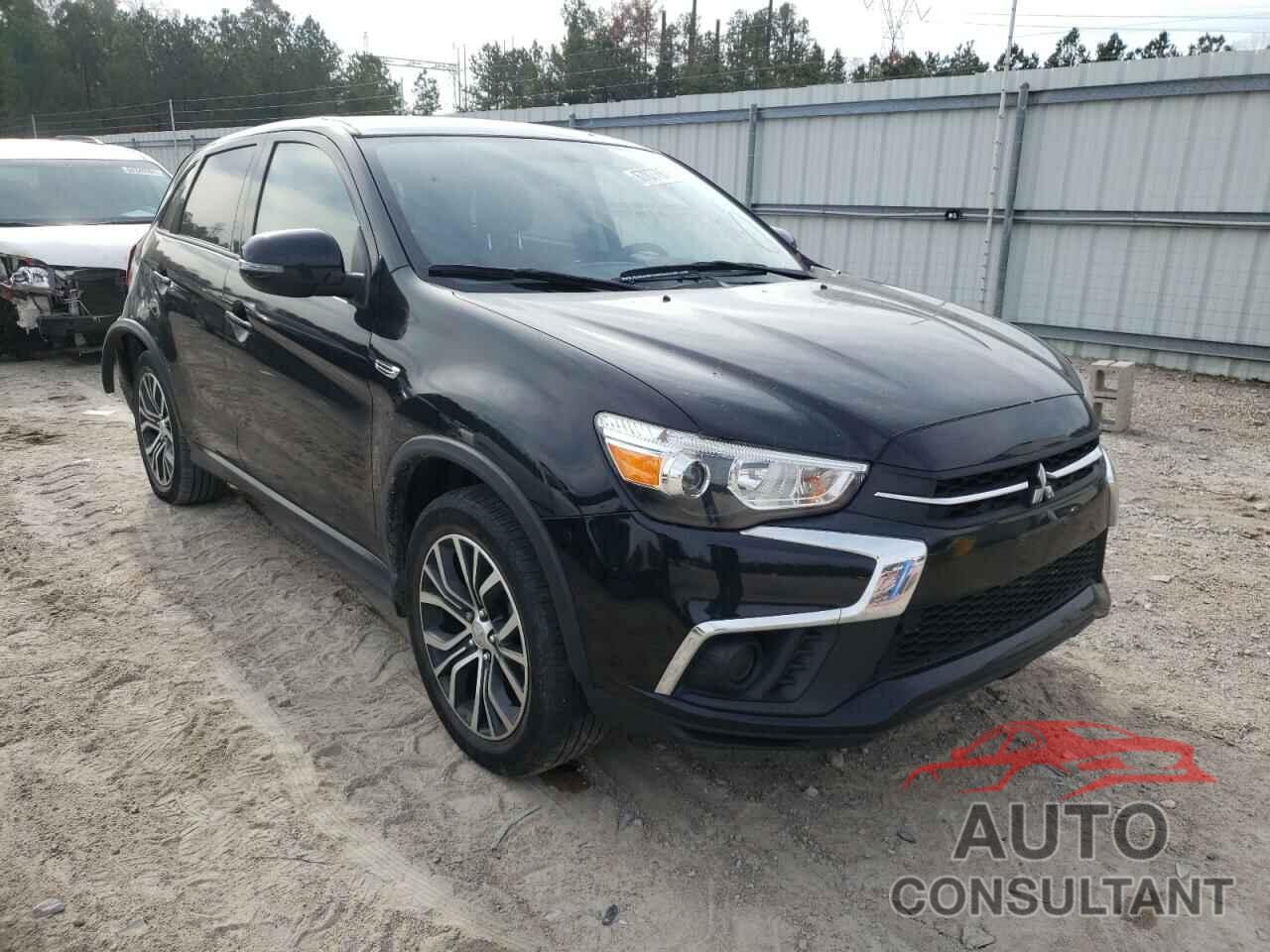 MITSUBISHI OUTLANDER 2018 - JA4AR3AU2JU003564