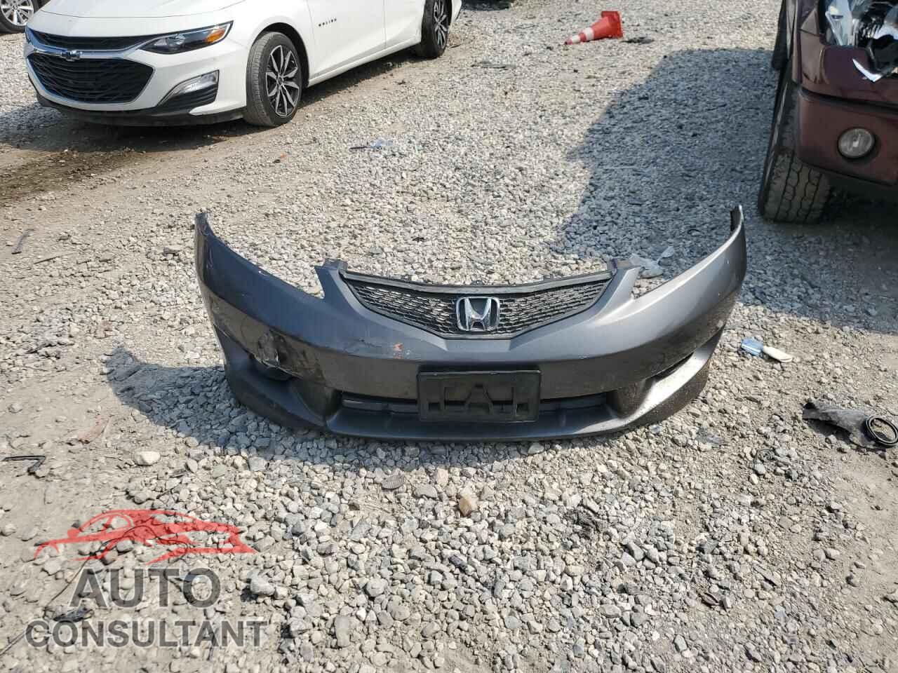 HONDA FIT 2011 - JHMGE8H54BC012800
