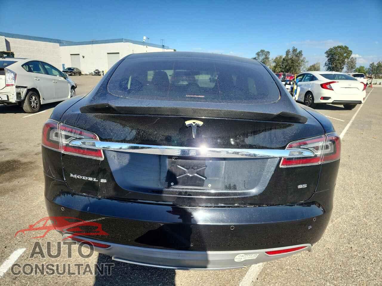 TESLA MODEL S 2014 - 5YJSA1H18EFP43362
