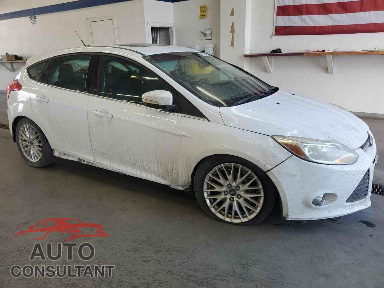 FORD FOCUS 2012 - 1FAHP3M24CL373207