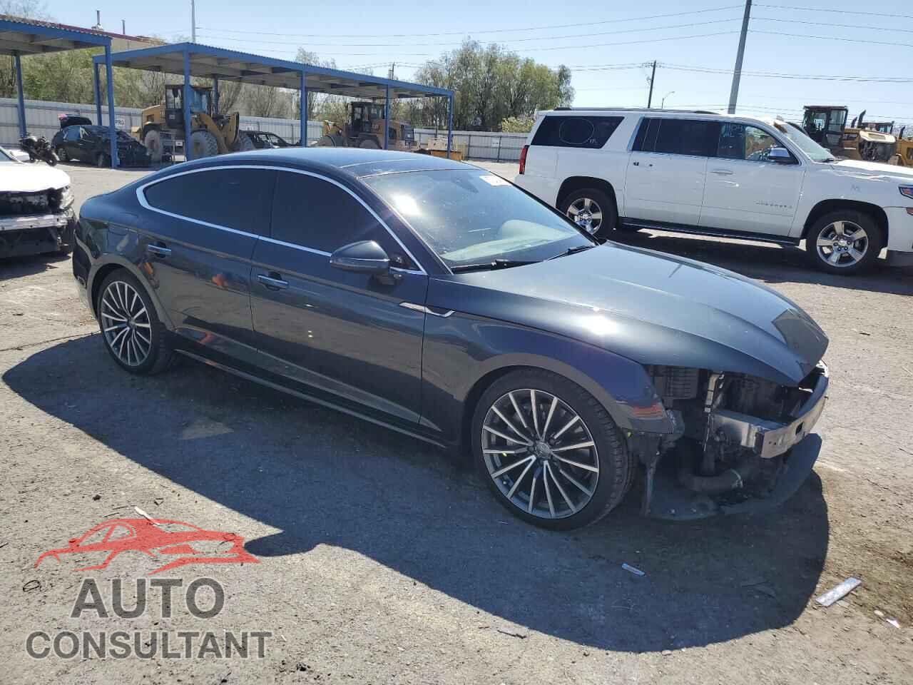 AUDI A5 2018 - WAUBNCF57JA067170