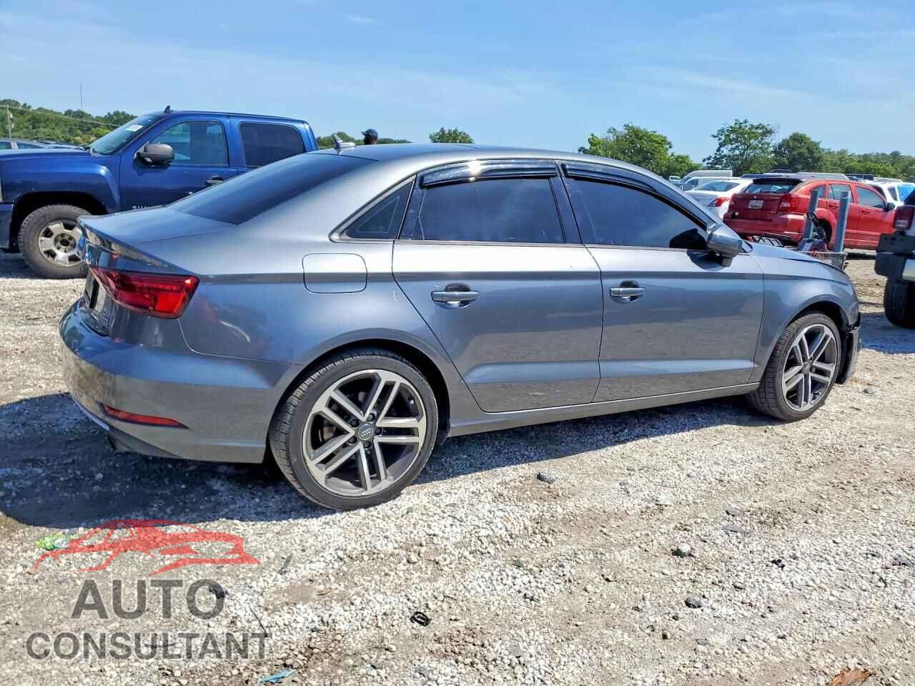 AUDI A3 2017 - WAUB8GFF4H1014119