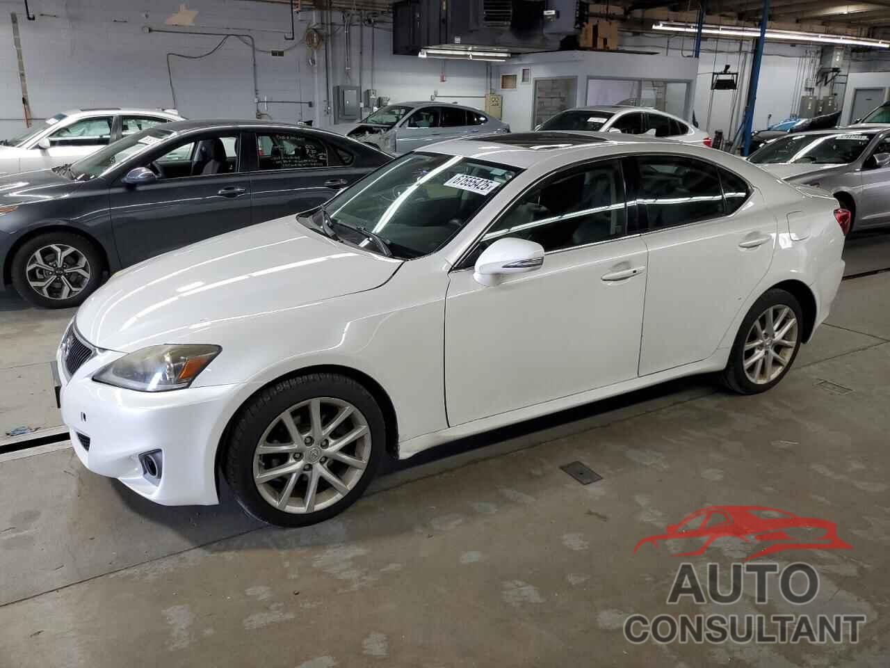 LEXUS IS 2012 - JTHCF5C29C5055400