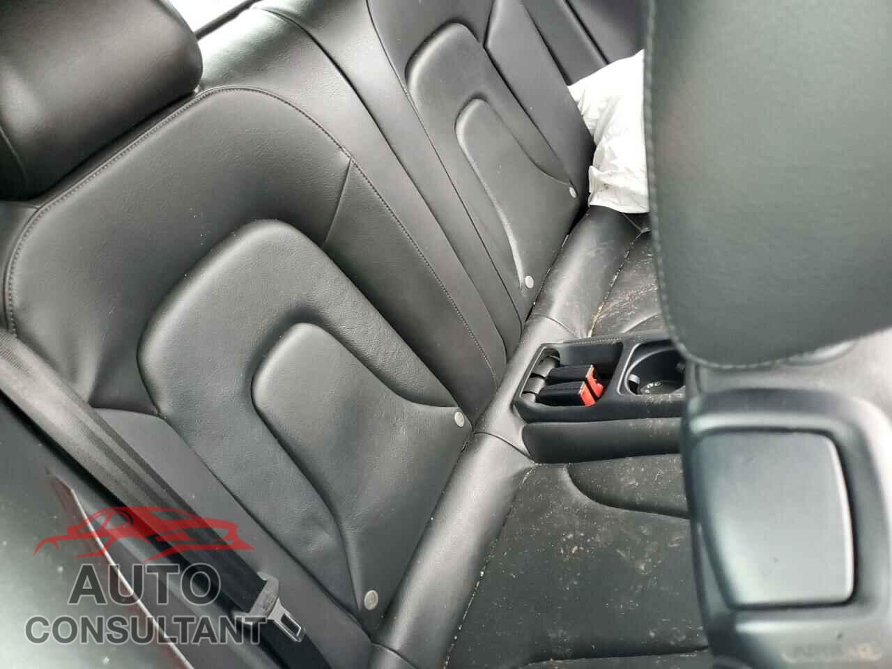 AUDI A5 2011 - WAULFAFH3BN015237