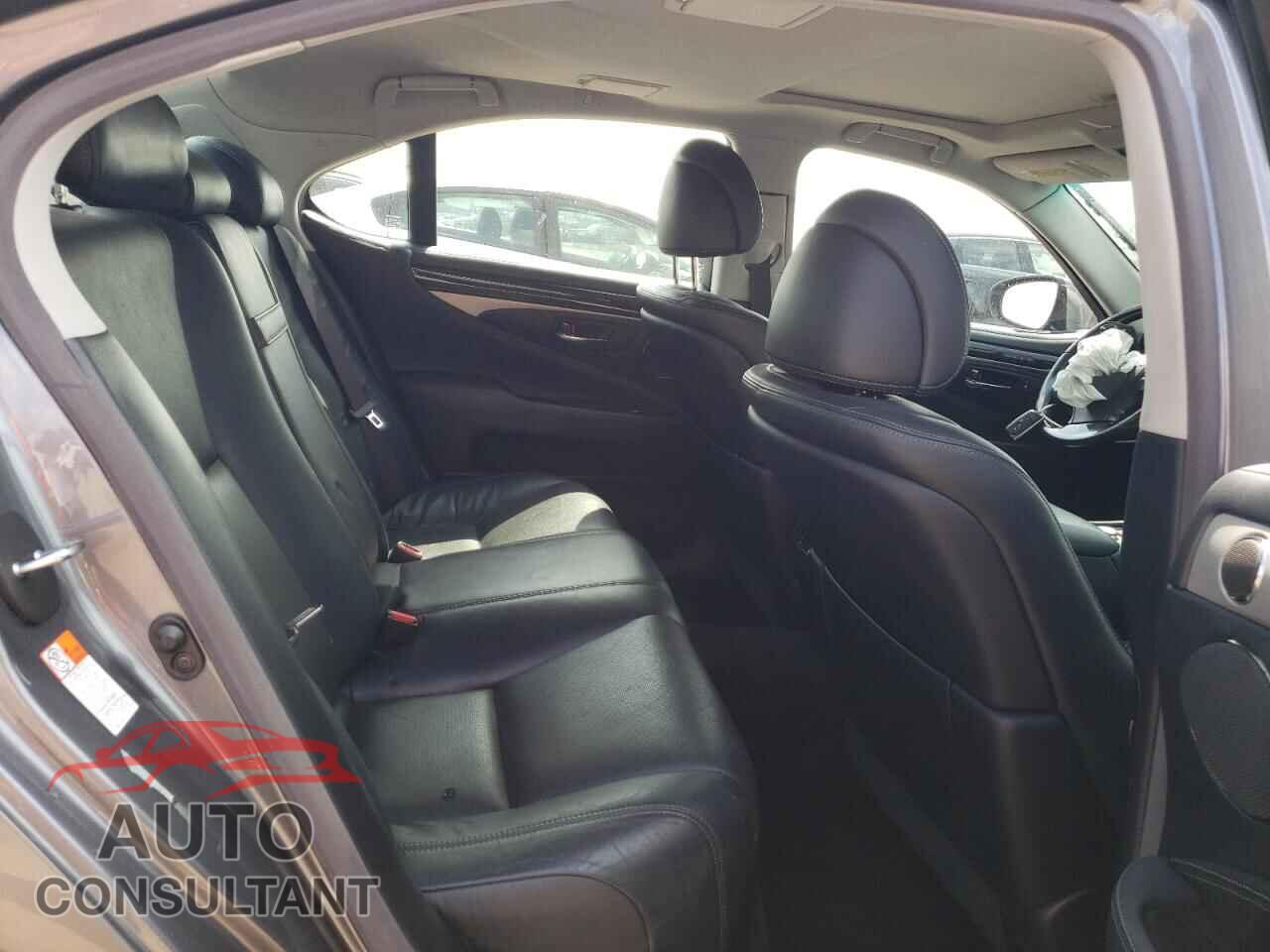 LEXUS LS460 2017 - JTHCL5EF5H5028355
