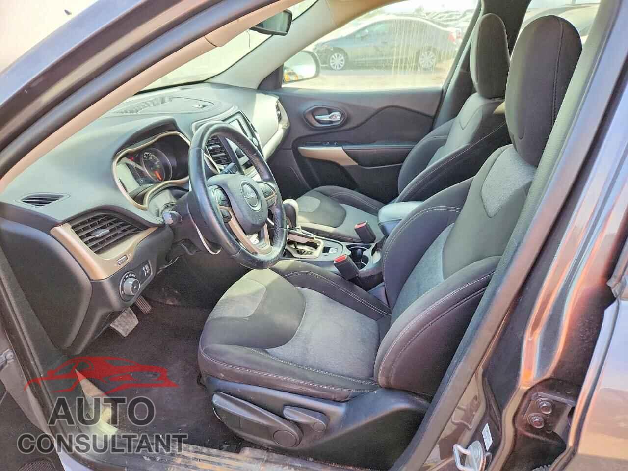 JEEP CHEROKEE 2018 - 1C4PJLCB8JD554052
