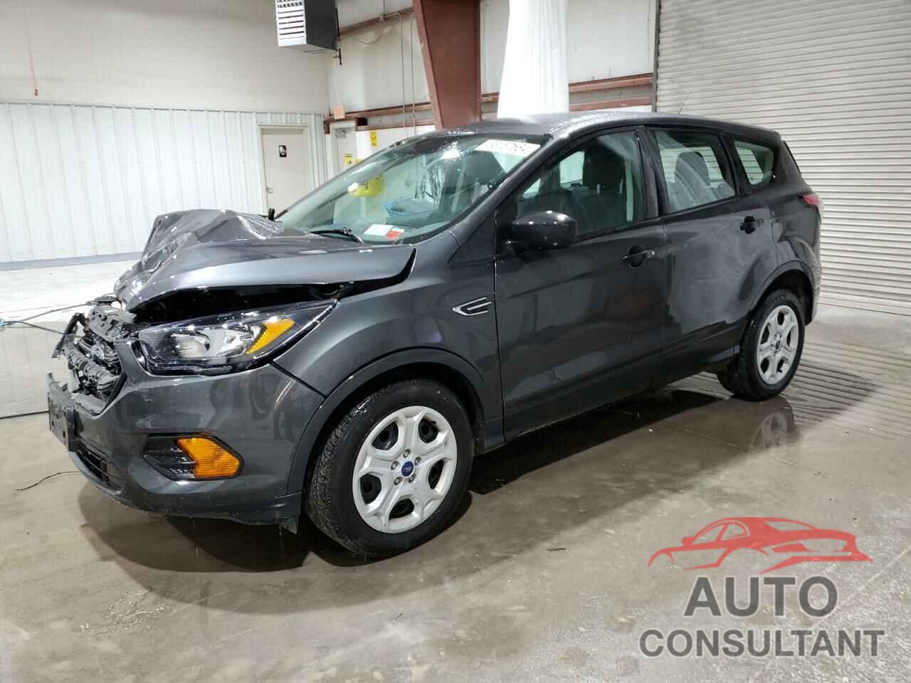 FORD ESCAPE 2018 - 1FMCU0F73JUA19427
