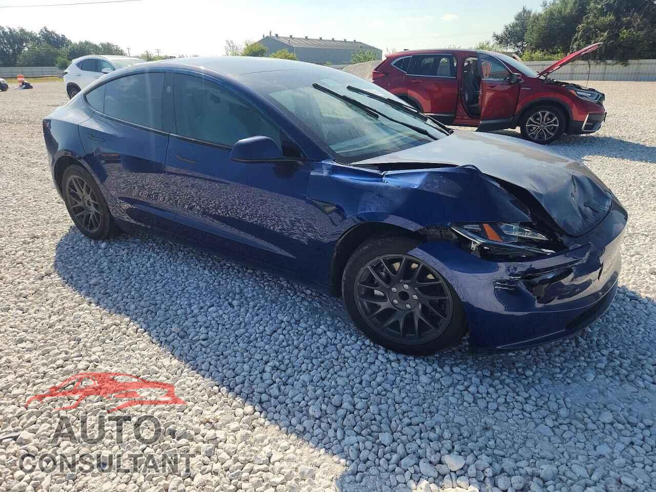 TESLA MODEL 3 2025 - 5YJ3E1EA8SF073255