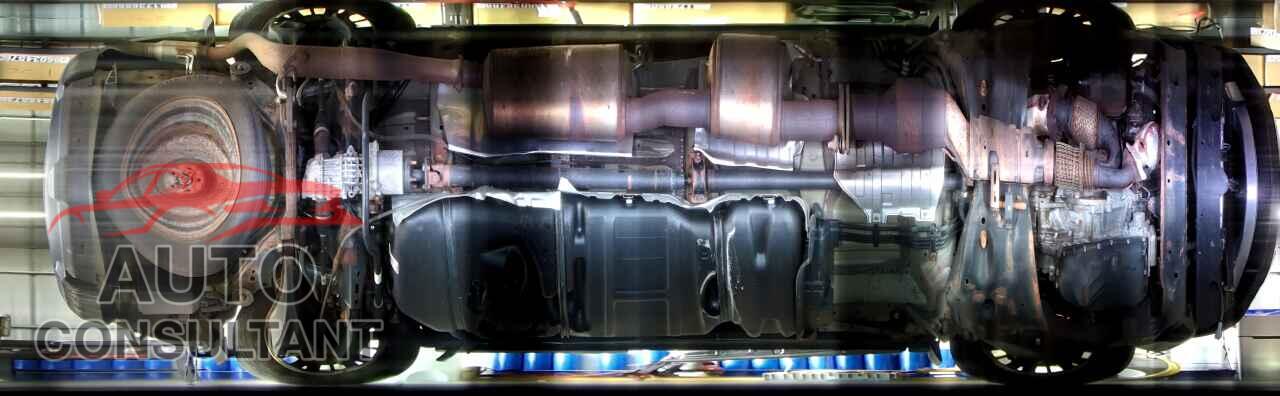 NISSAN PATHFINDER 2017 - 5N1DR2MM3HC901966