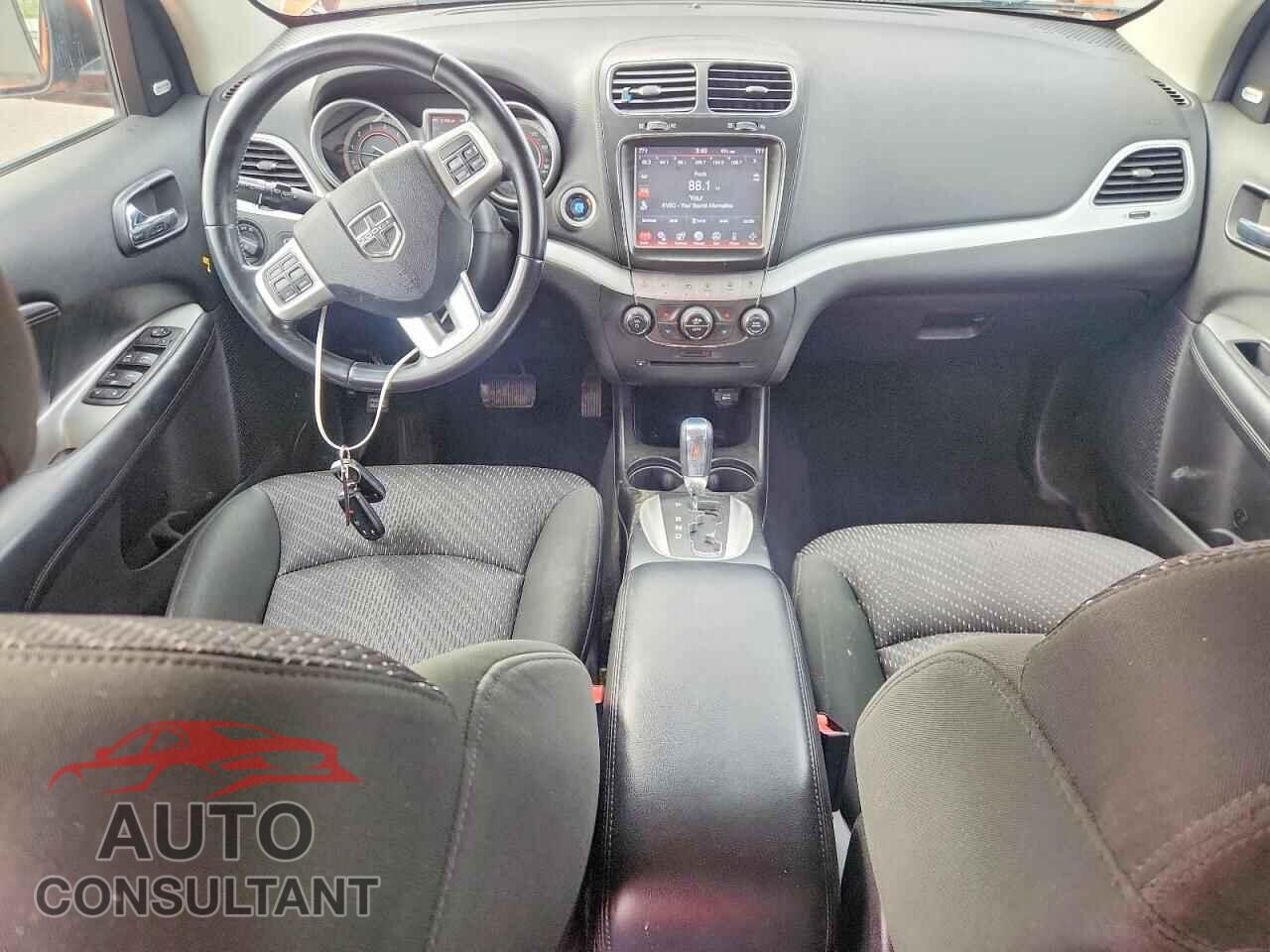 DODGE JOURNEY 2011 - 3D4PH3FG7BT523215