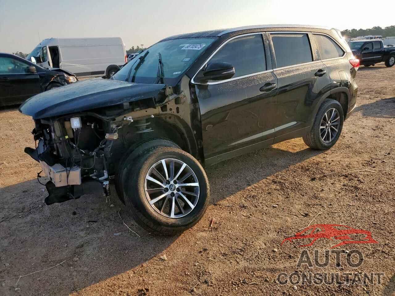 TOYOTA HIGHLANDER 2019 - 5TDKZRFH6KS564929