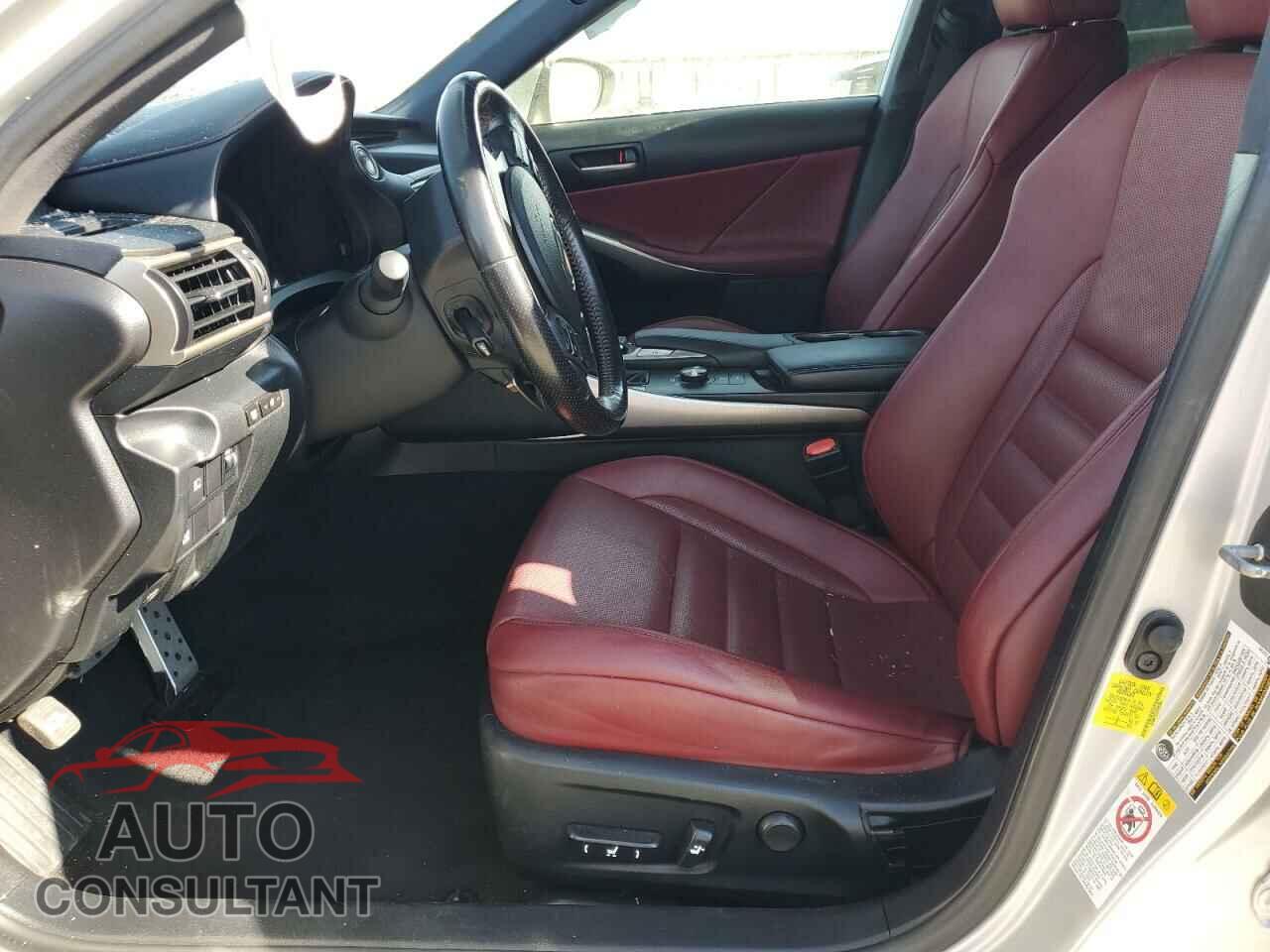 LEXUS IS 2017 - JTHBA1D2XH5052501