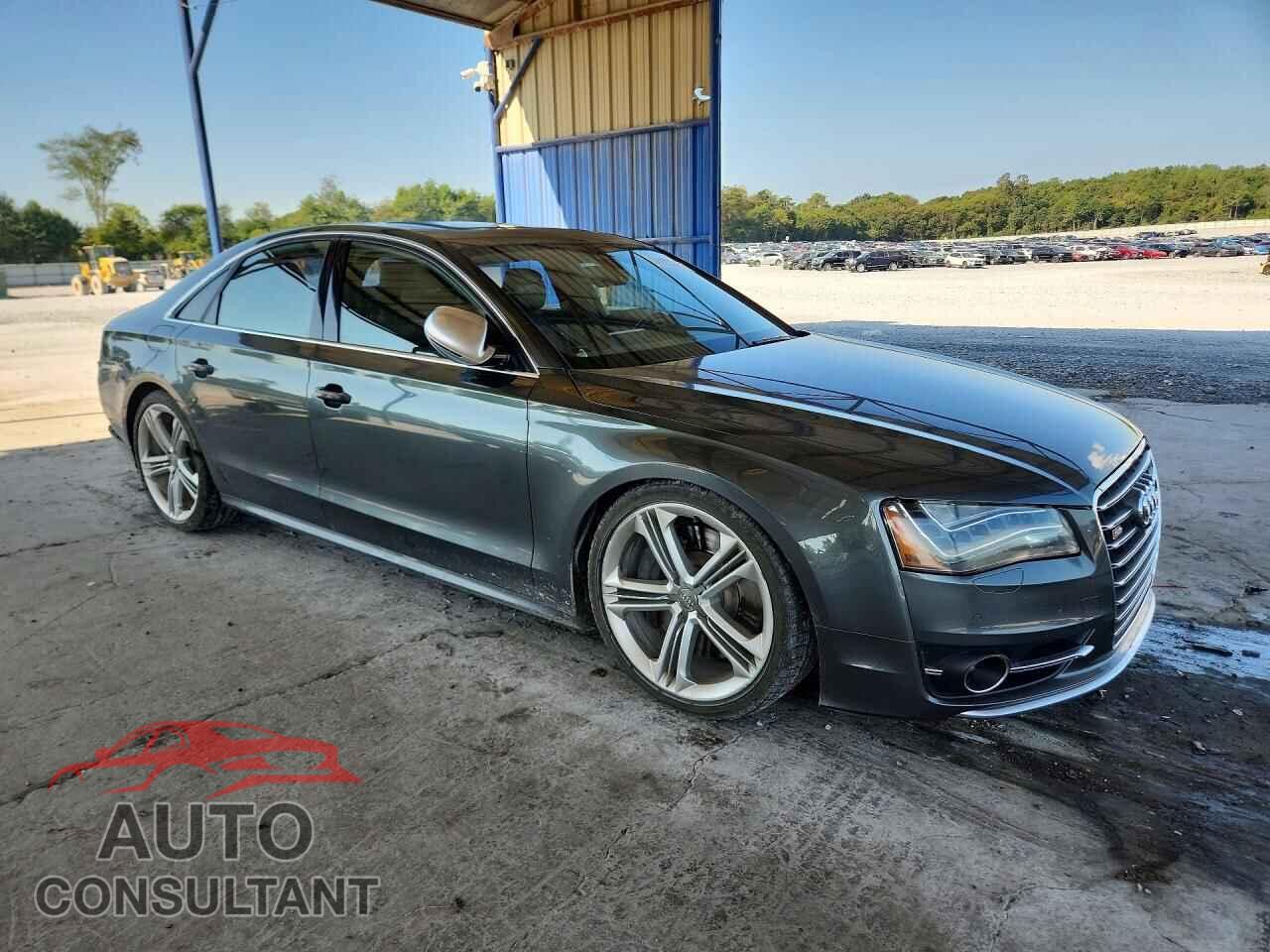 AUDI S8 2013 - WAUD2AFD1DN033932