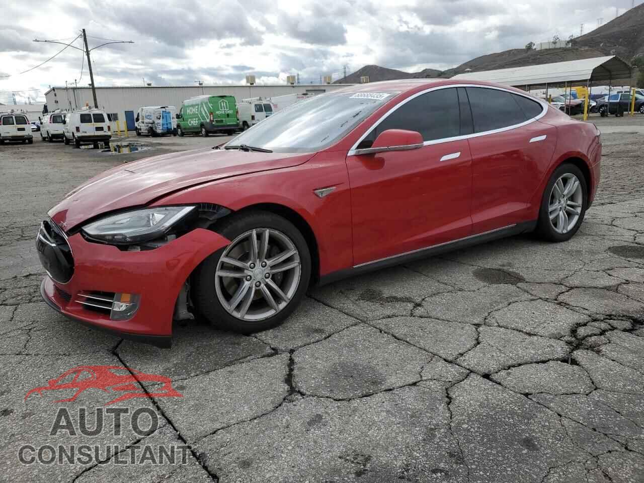 TESLA MODEL S 2013 - 5YJSA1CG1DFP23304
