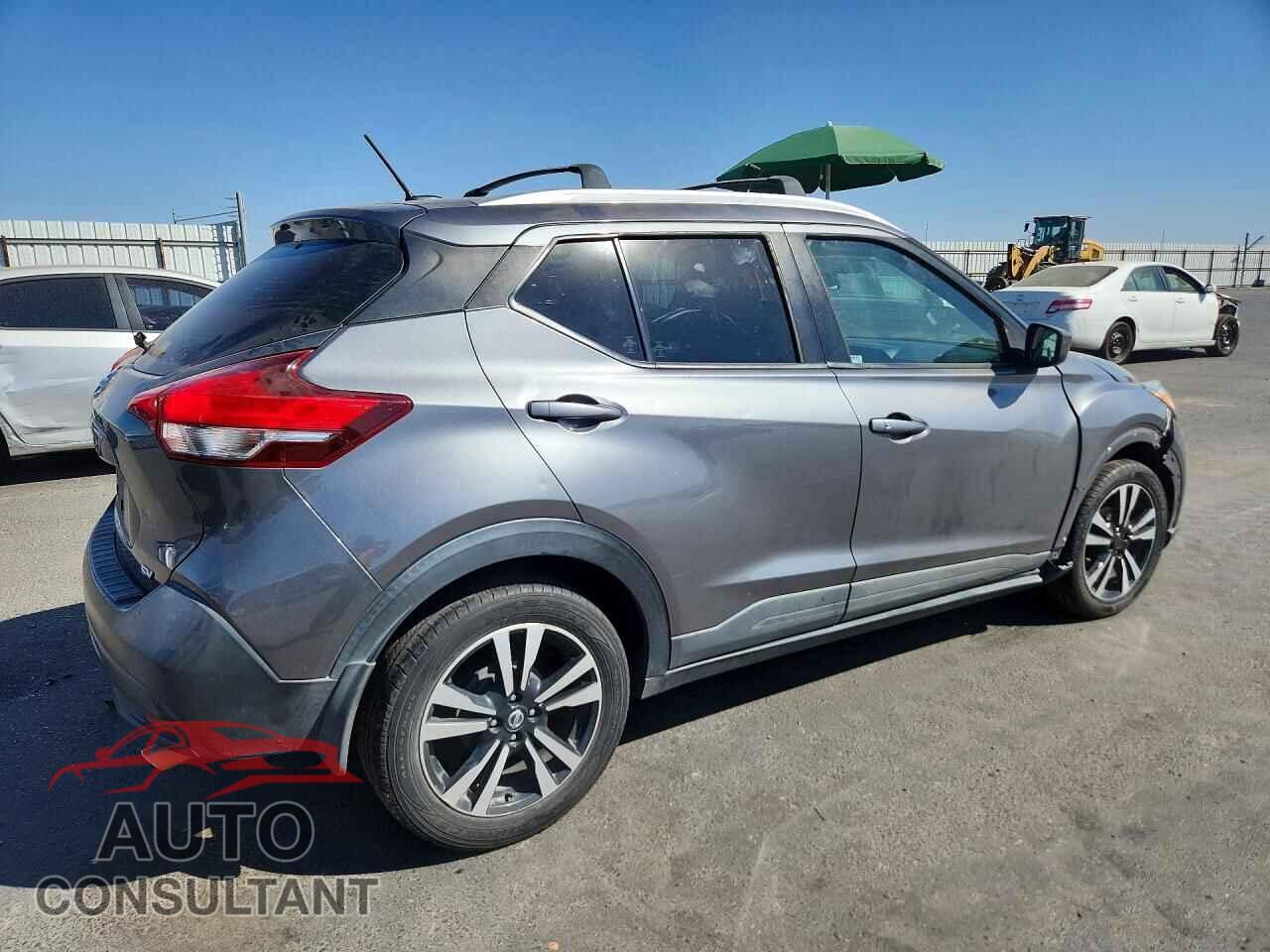NISSAN KICKS 2019 - 3N1CP5CU3KL520285
