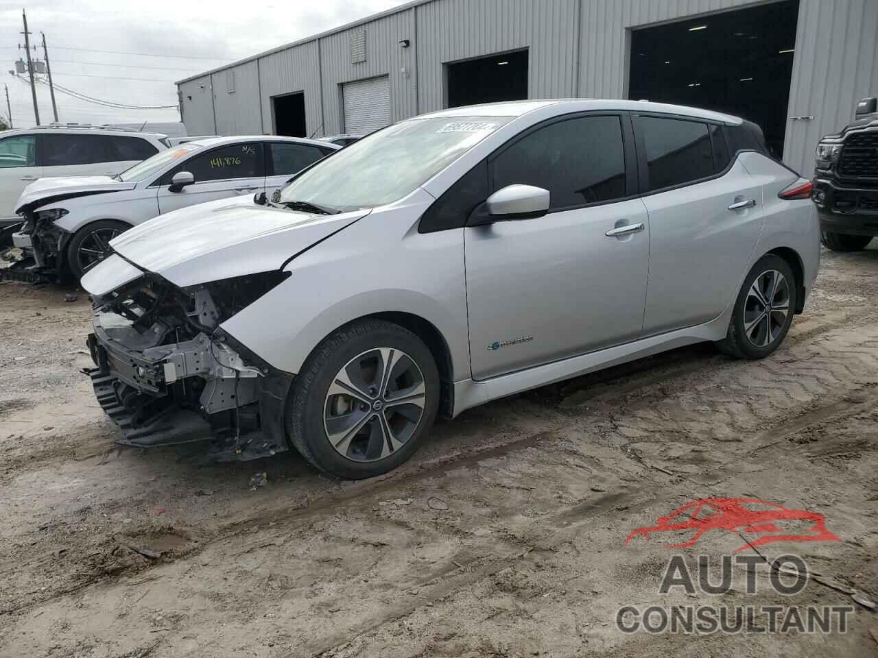 NISSAN LEAF 2018 - 1N4AZ1CP9JC308606