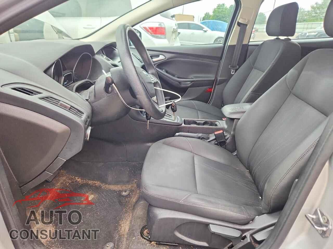 FORD FOCUS 2016 - 1FADP3F29GL251069