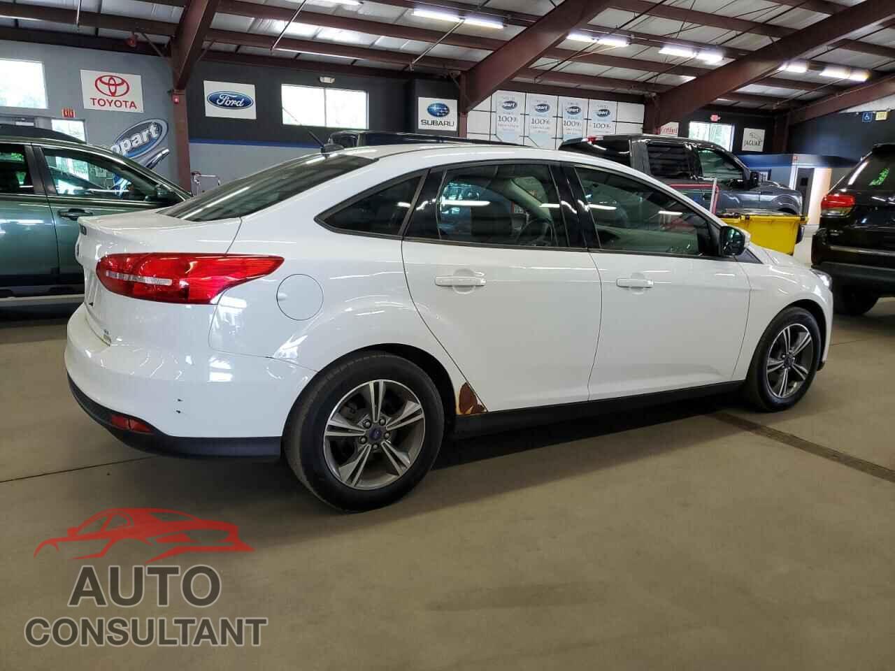 FORD FOCUS 2017 - 1FADP3FE1HL321546