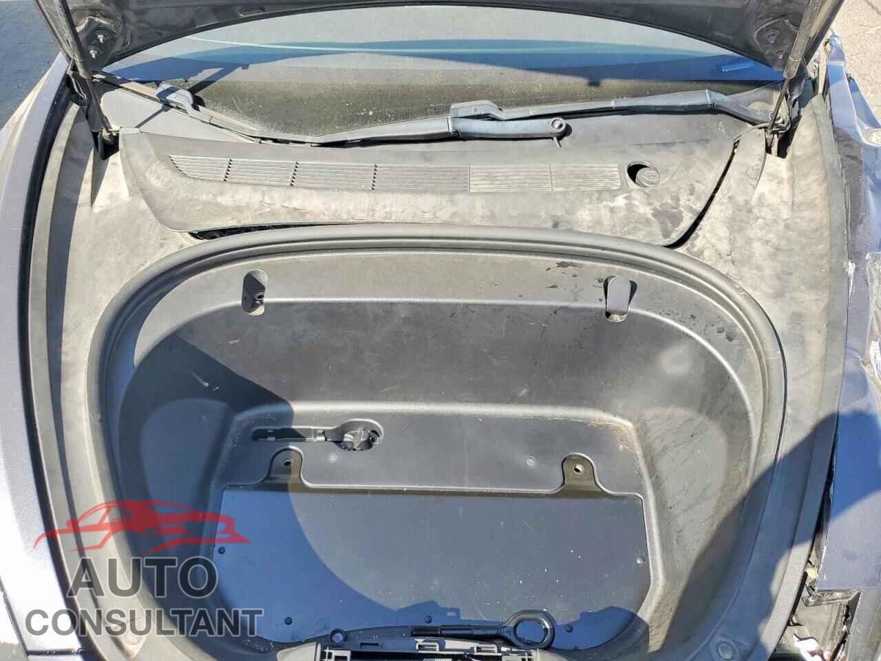 TESLA MODEL 3 2018 - 5YJ3E1EAXJF153493