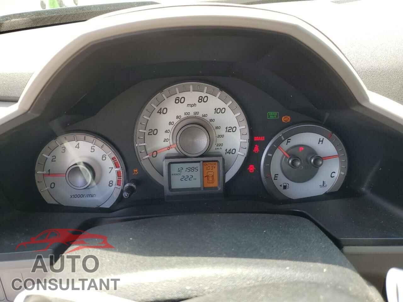 HONDA PILOT 2015 - 5FNYF3H50FB016549