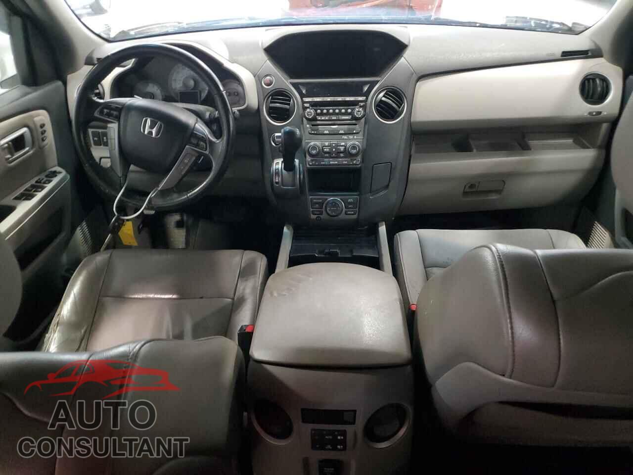 HONDA PILOT 2012 - 5FNYF4H90CB044145