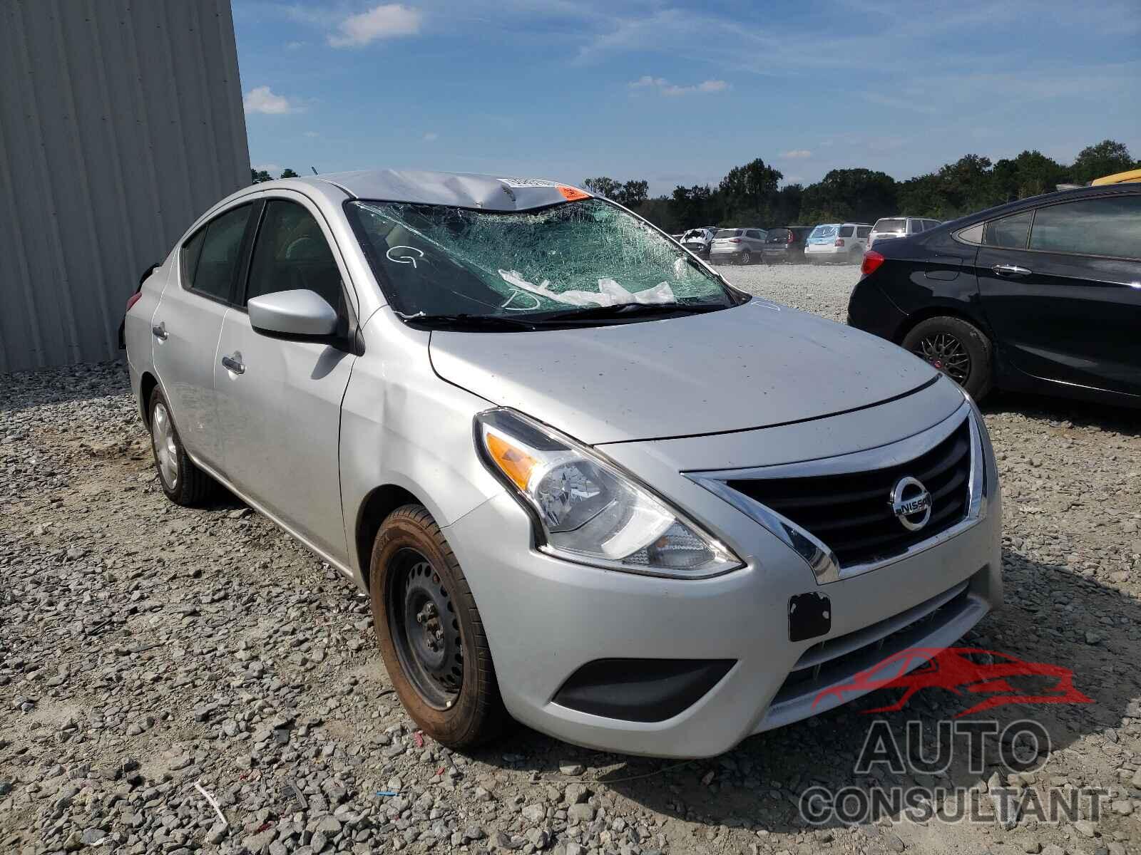 NISSAN VERSA 2018 - 3N1CN7APXJK433664