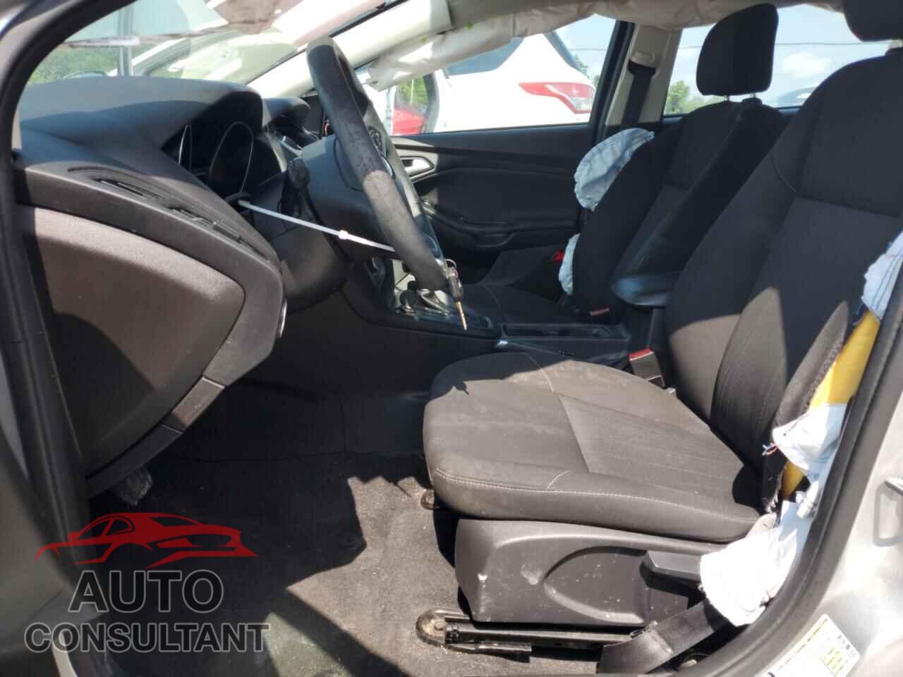 FORD FOCUS 2016 - 1FADP3F28GL243982
