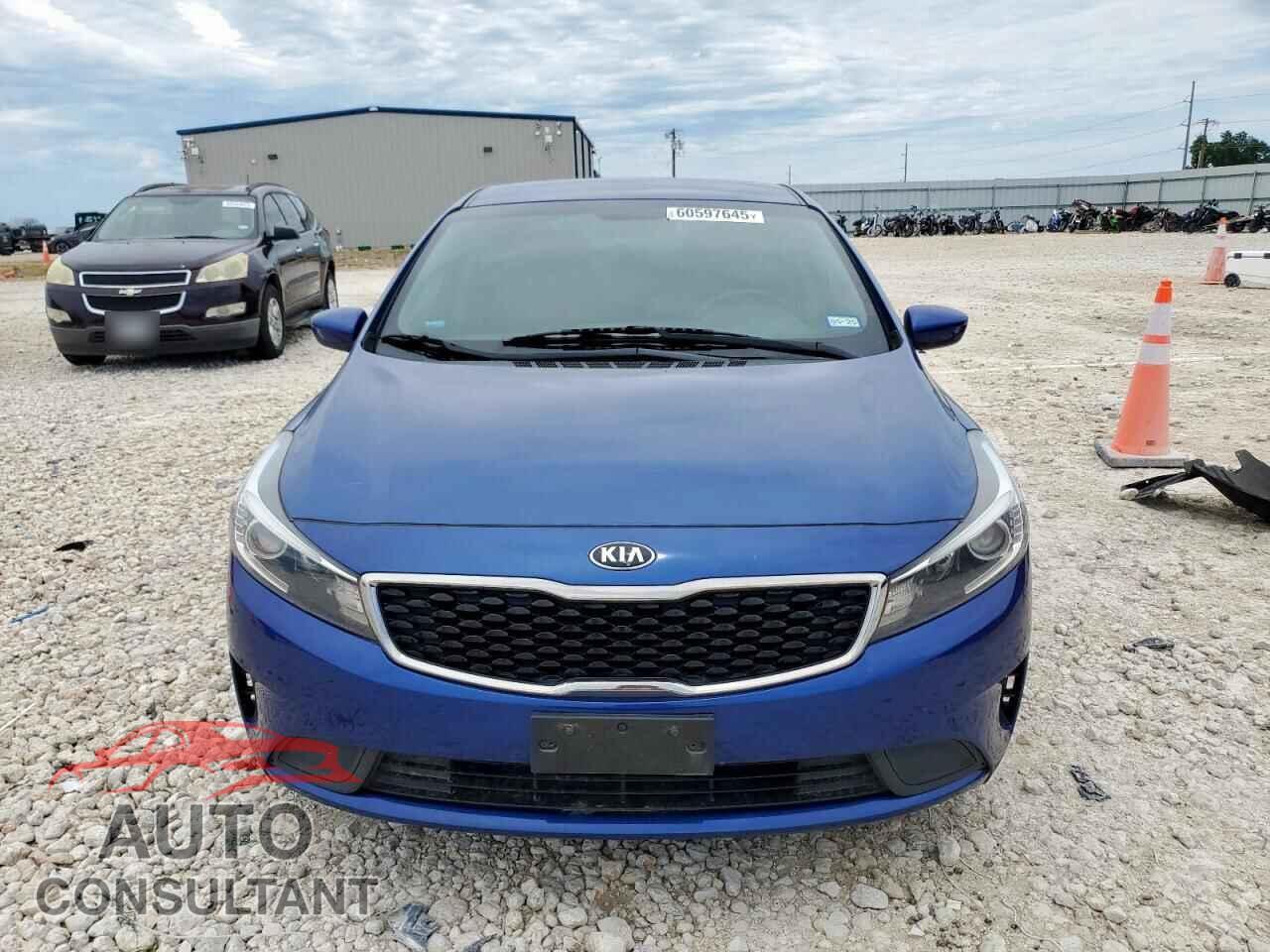 KIA FORTE 2017 - 3KPFL4A77HE023895