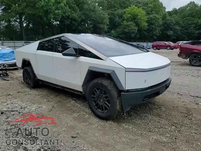 TESLA CYBERTRUCK 2024 - 7G2CEHEE8RA044371