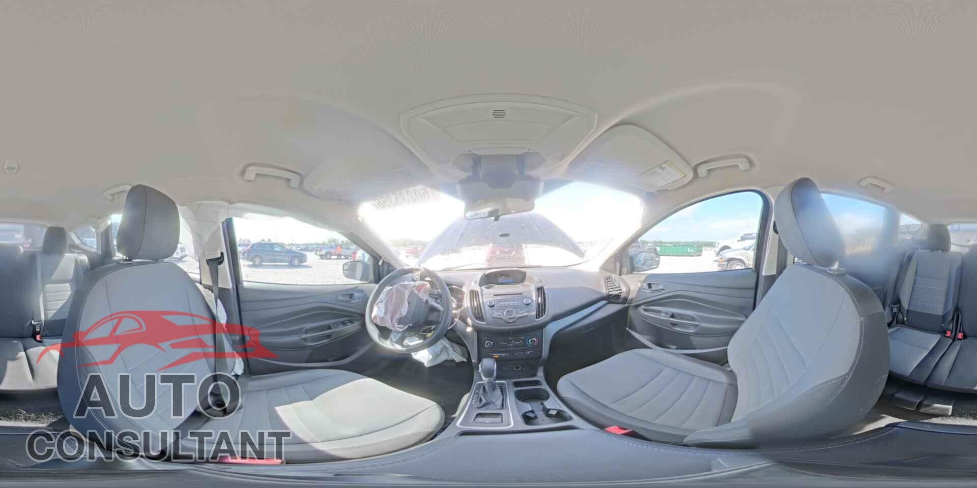 FORD ESCAPE 2018 - 1FMCU0F7XJUB03230