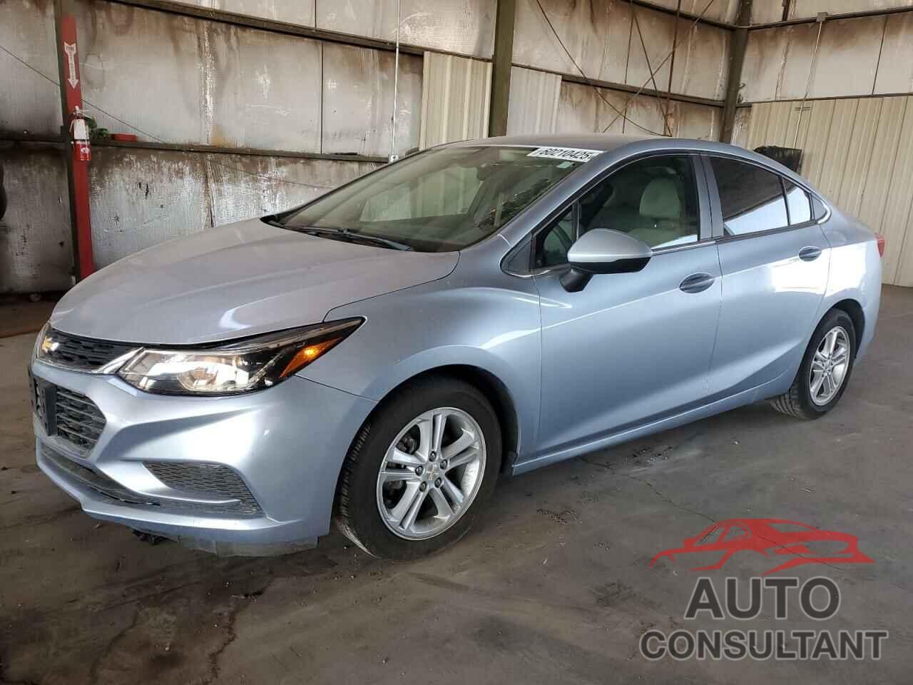 CHEVROLET CRUZE 2018 - 1G1BE5SMXJ7149783