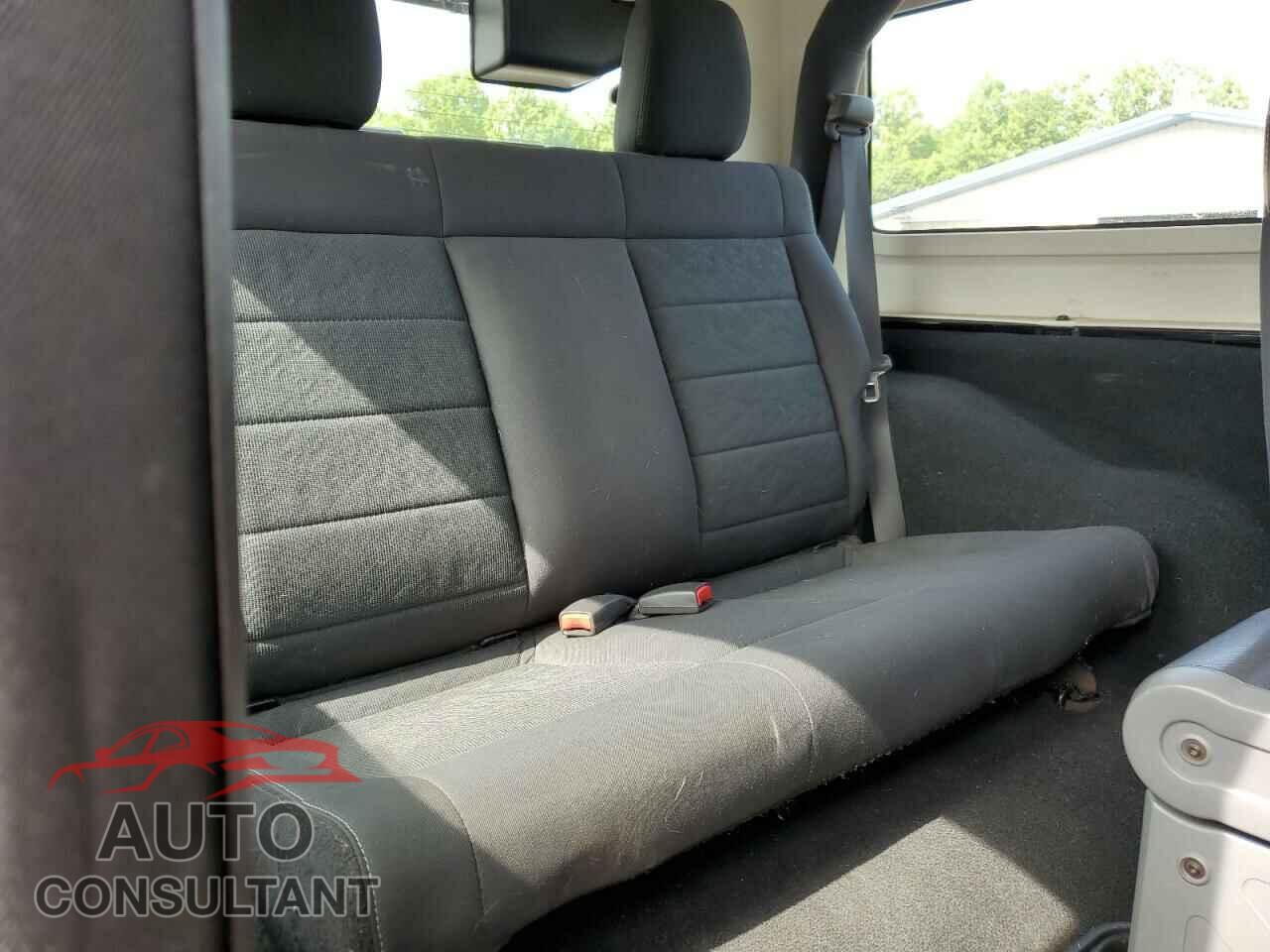 JEEP WRANGLER 2010 - 1J4AA2D16AL216736