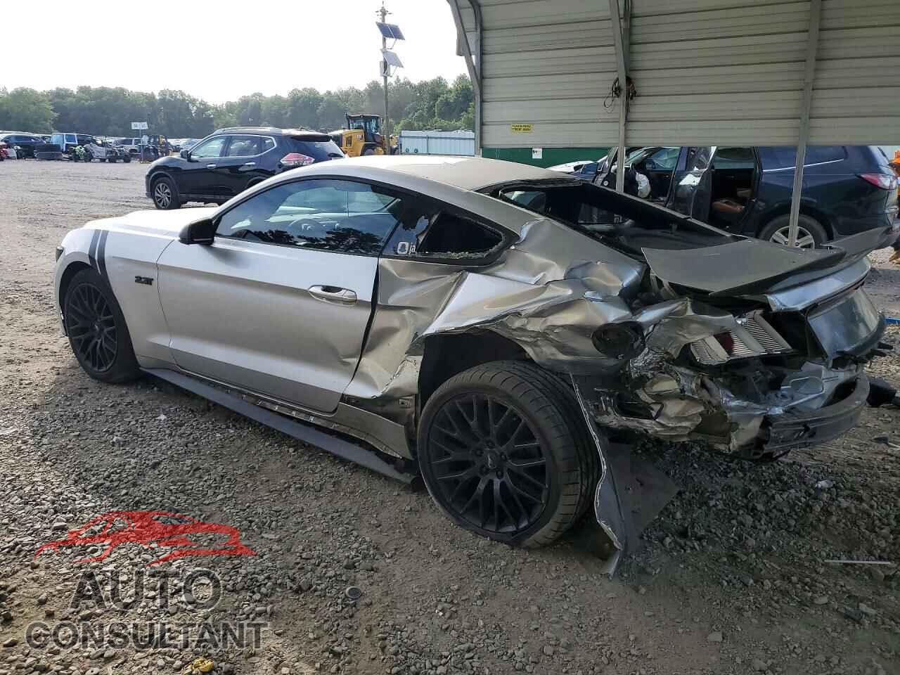 FORD MUSTANG 2015 - 1FA6P8TH2F5373628
