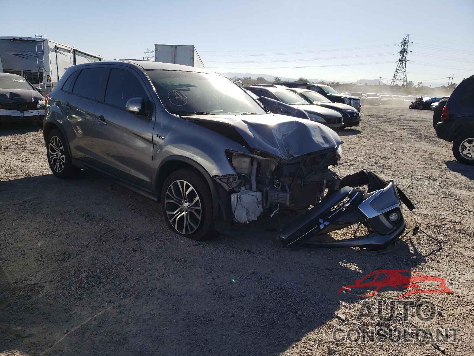 MITSUBISHI OUTLANDER 2018 - JA4AP3AW0JU015767