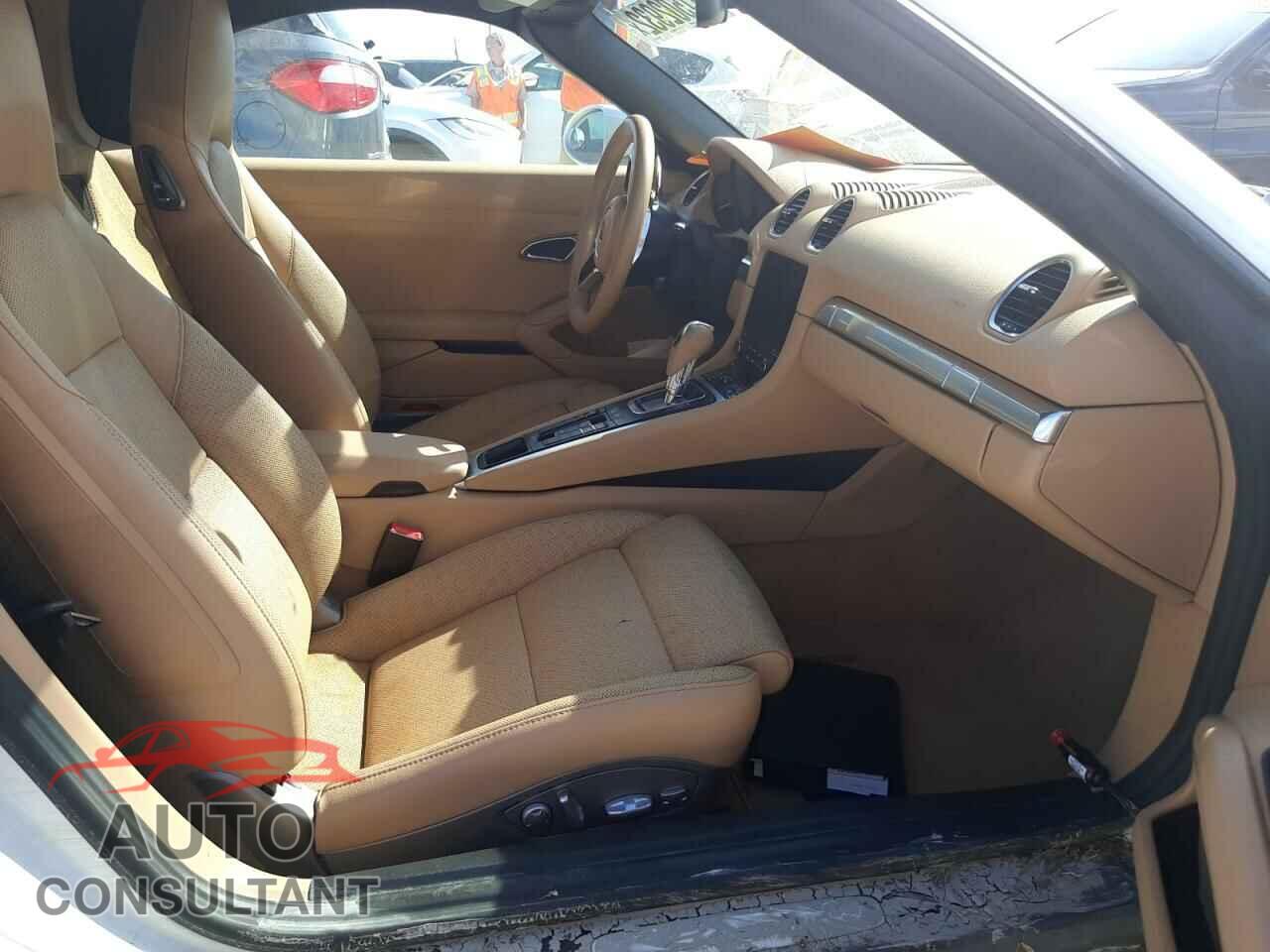 PORSCHE BOXSTER 2017 - WP0CA2A86HS220172