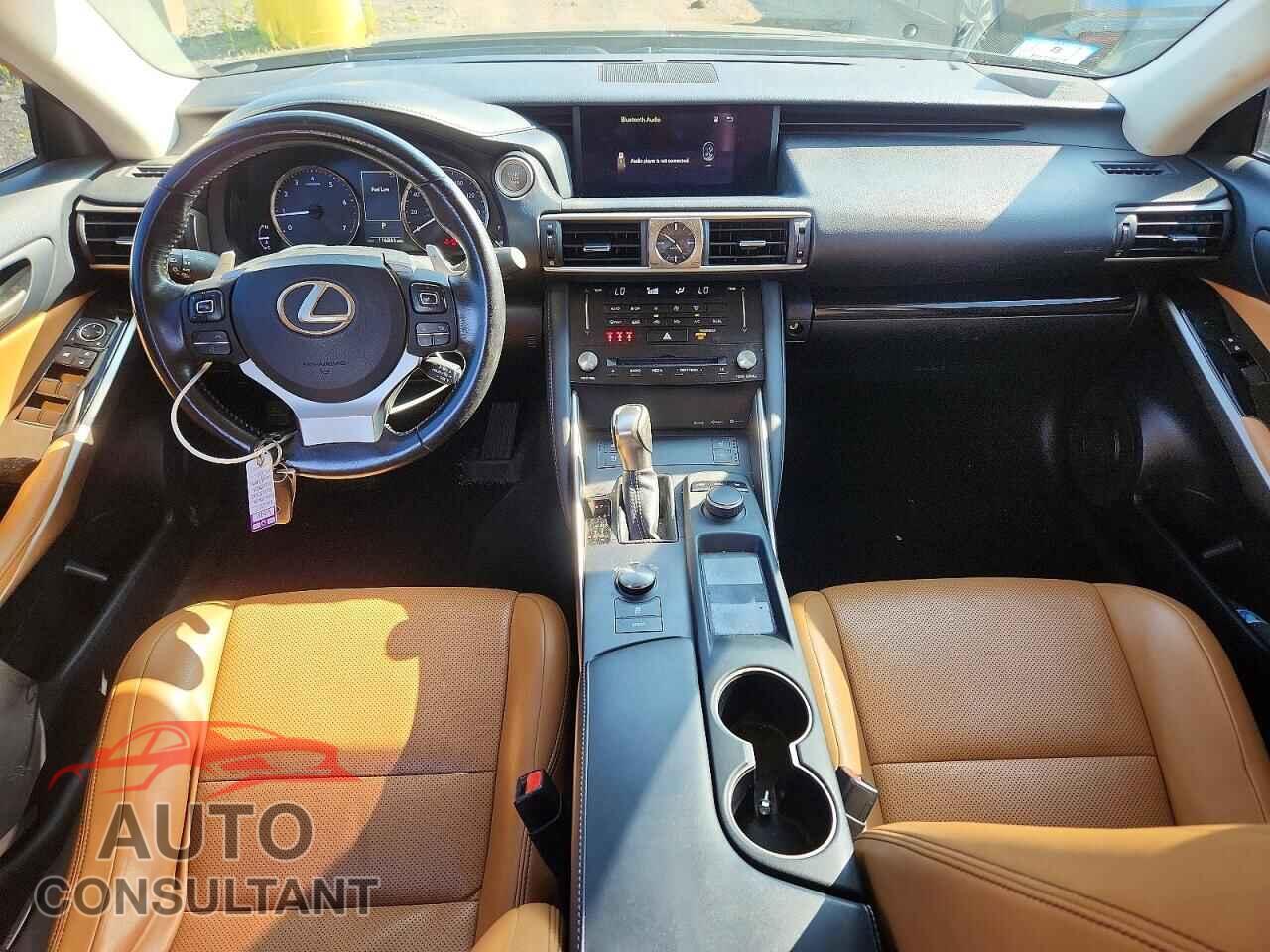 LEXUS IS 2017 - JTHCM1D24H5016377