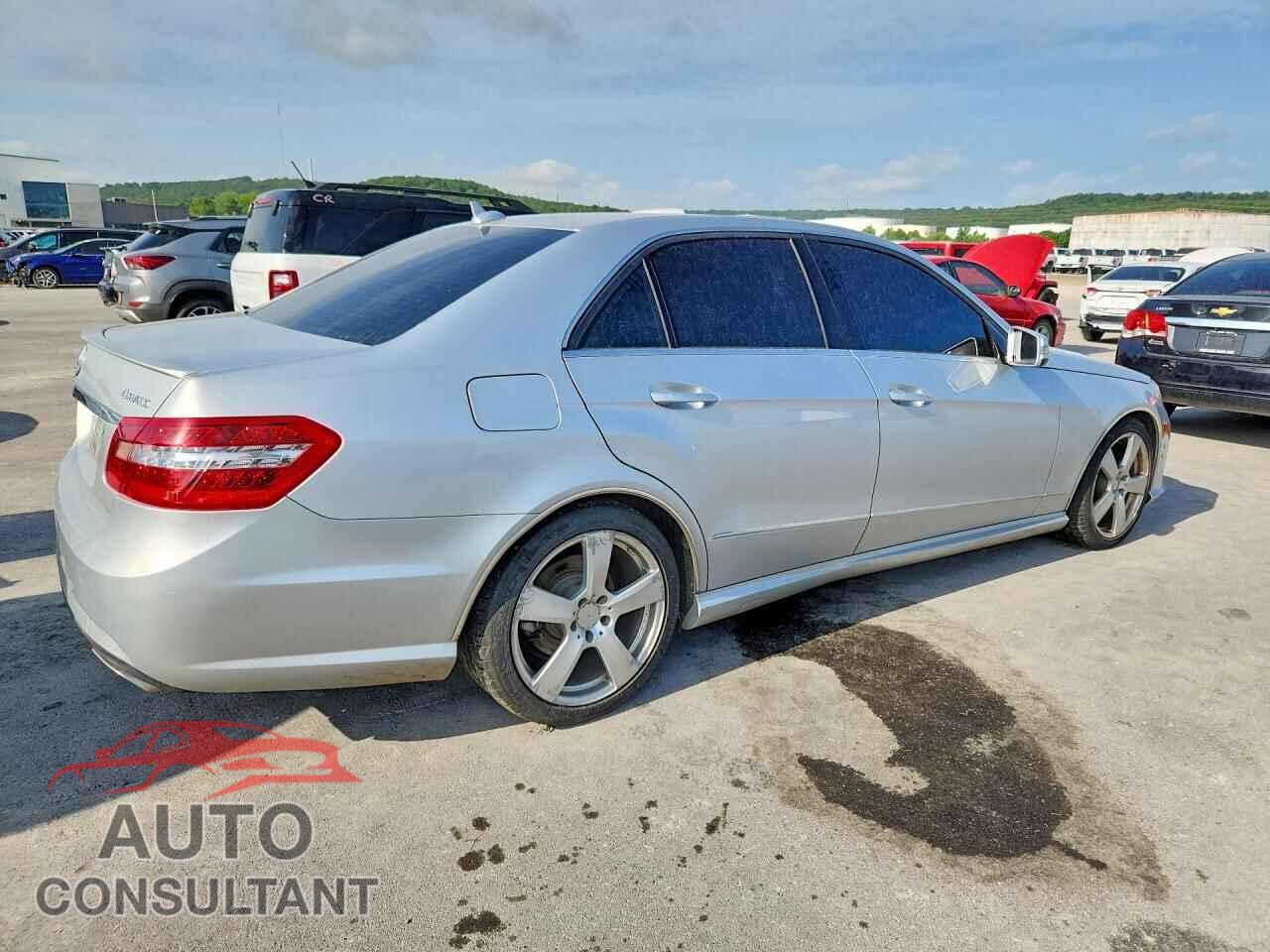 MERCEDES-BENZ E-CLASS 2011 - WDDHF8HB7BA492292