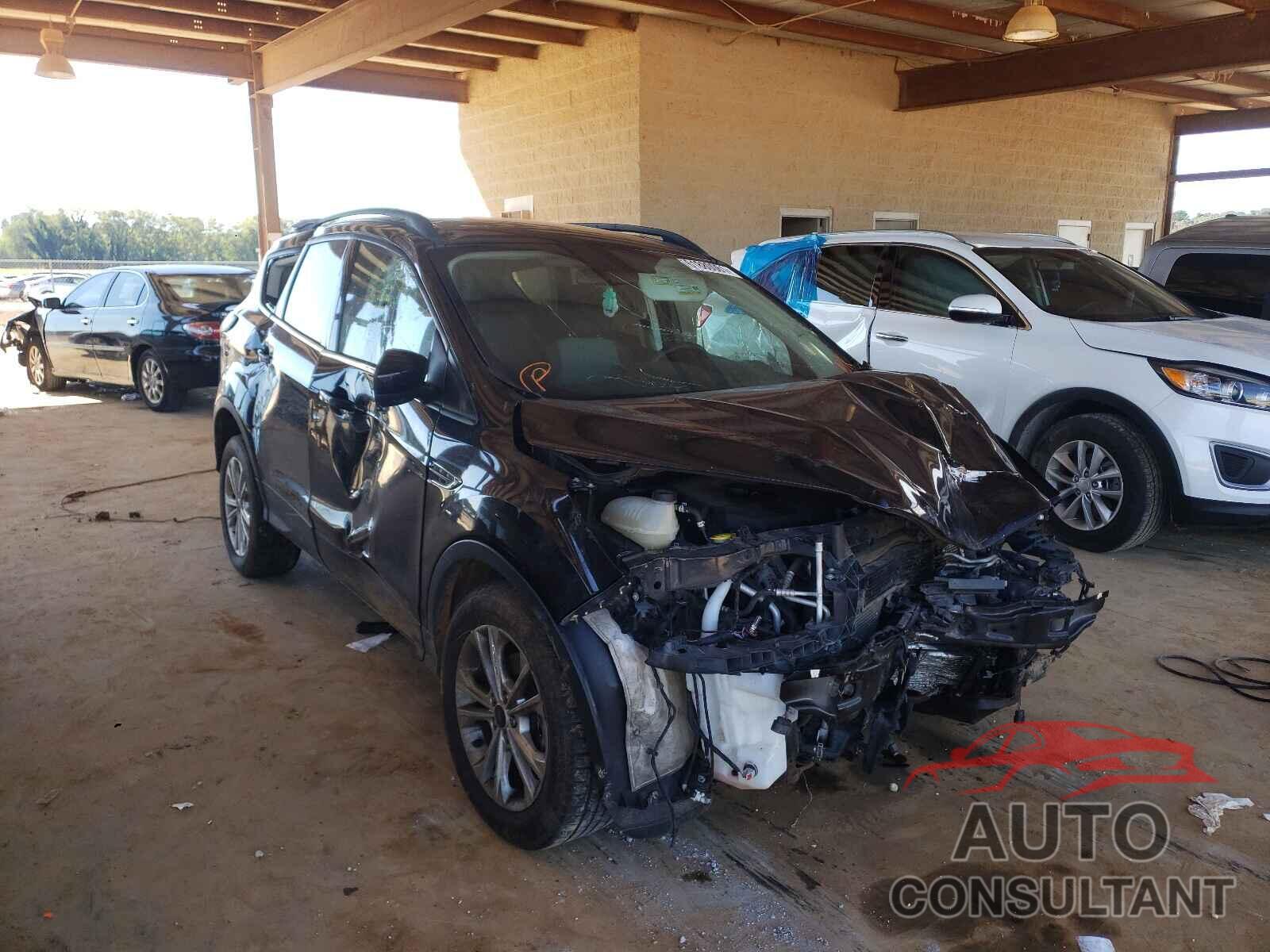 FORD ESCAPE 2017 - 1FMCU0GD7HUA21888